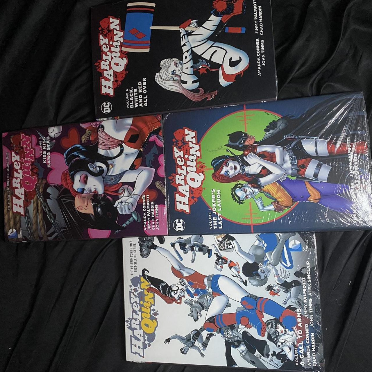 Harley Quinn Comic Books and Mask UNOPENED
